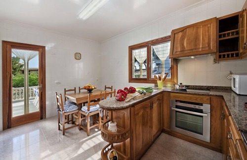 Muro Ski Chalet | Holiday Home 25 meters from Alcúdia Beach