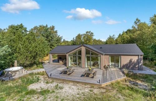 Vestero Havn House | Holiday Home Aarthi - 575m from the sea by Interhome