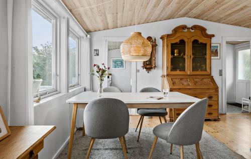 Bolshavn House | Holiday Home Bølsbakke Svaneke V