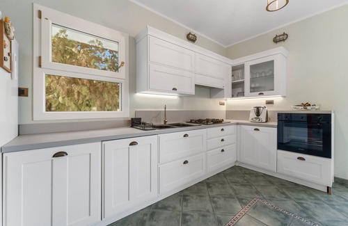 Buggerru House | Holiday Home 'Buggerru Hugo' with Sea View, Private Terrace and Air Conditioning