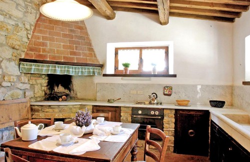 Monteverdi Marittimo House | Holiday Home Casa Del Boscaiolo by Interhome