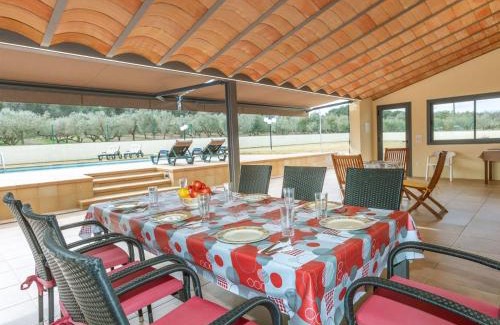 Forallac House | Holiday Home Can Cals by Interhome