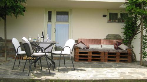 Barolo House | Holiday Home Cannubi in Barolo