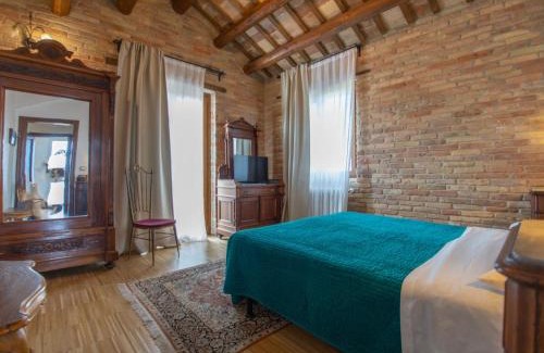 Collecorvino House | Holiday Home Casale Vincenzo by Interhome