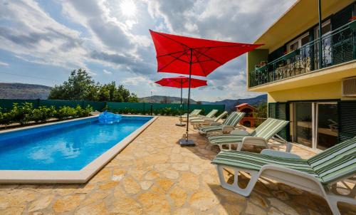 Donje Sitno House | Holiday Home Cherry Tree