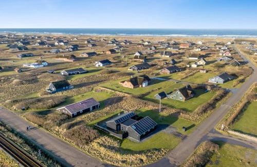 Vrist Strand House | Holiday Home Damaskin - 300m from the sea by Interhome