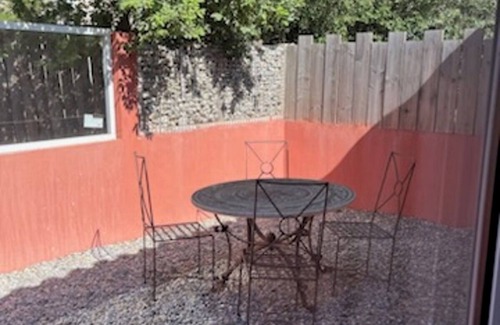 Ginasservis House | Holiday Home "Gîte - Les Salons du Bastier" with Private Garden & Wi-Fi