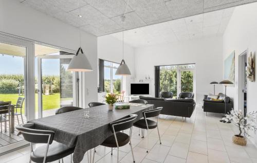 Nr. Lyngby House | Holiday Home Helledievej Denm