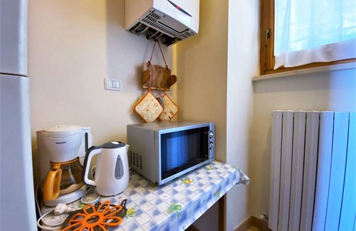 Assisi House | Holiday Home in Assisi With Garden