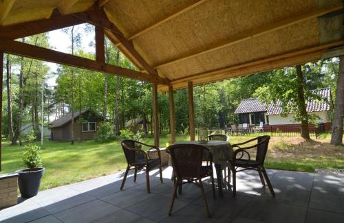 Stramproy House | Holiday Home in Stramproy near Nature Reserve