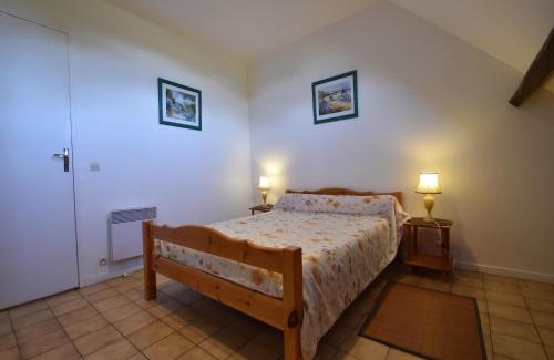 Vignol House | Holiday Home in Vignol with Heated Pool