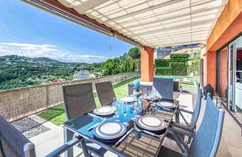 Sa Riera House | Holiday Home Jandalo Berria by Interhome