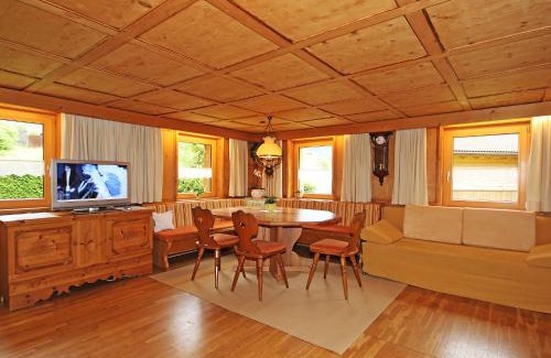 Bartholomaeberg House | Holiday Home Josefine by Interhome