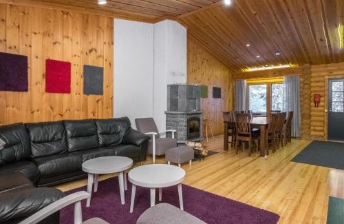 Tormanmaki House | Holiday Home Karhunpesä b by Interhome