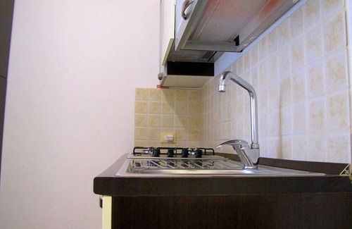 Torre San Giovanni House | Holiday Home 'La Casetta Al Mare' with Wi-Fi and Air Conditioning