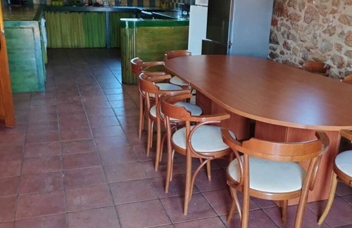 La Salzadella House | Holiday Home 'Masia Mas Del Rey' with Mountain View, Private Pool and Wi-Fi