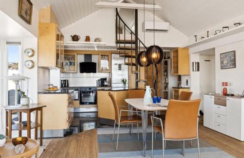 Ronde House | Holiday Home Michel - 25m from the sea by Interhome