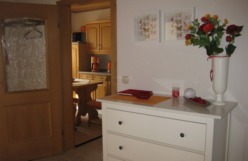 Weinboehla House | Holiday home on the wine route modern, comfortable and central
