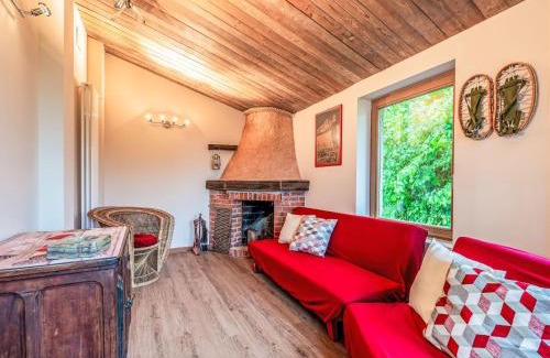 Piasco House | Holiday Home Poderi Alugi Serravalle by Interhome