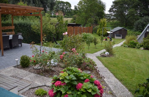 Riepke House | Holiday Home 'Riepke' with Private Terrace and Private Garden