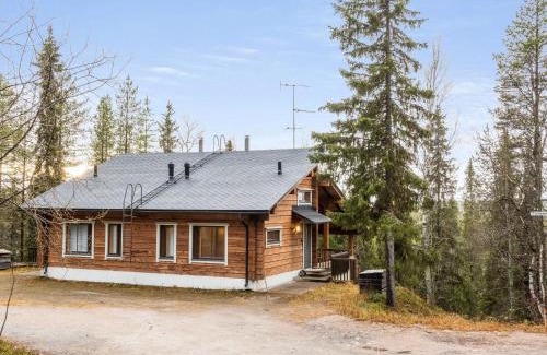 Salla House | Holiday Home Sallan lumous a by Interhome