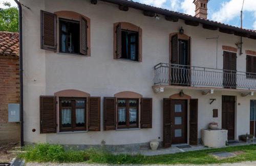 Montaldo Roero House | Holiday Home San Rocco by Interhome