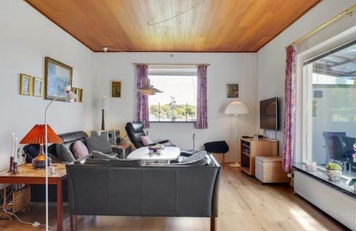 Stege House | Holiday Home Slavjanka - 2km from the sea by Interhome