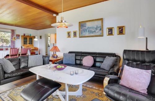 Stege House | Holiday Home Slavjanka - 2km from the sea by Interhome