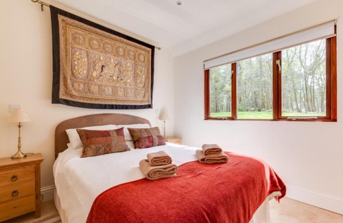 Stonegate House | Holiday Home Sugarloaf by Interhome