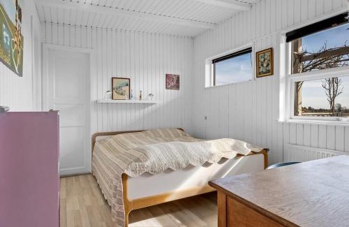 Ronde House | Holiday Home Sylvia - 450m from the sea by Interhome