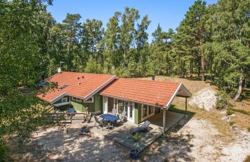 Dueodde House | Holiday Home Sylvia - 700m from the sea by Interhome
