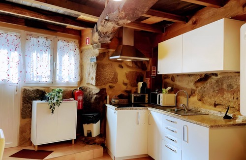 Montalegre House | Holiday Home 'Terrado' with Mountain View, Balcony and Wi-Fi