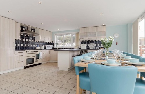 Portpatrick House | Holiday Home The Knowe by Interhome