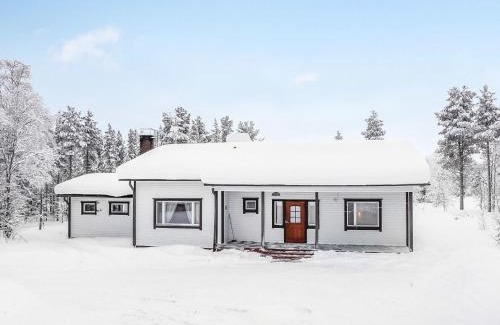 Enontekio House | Holiday Home Tieva by Interhome