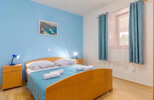 Visnjan House | Holiday Home Villa Laura by Interhome