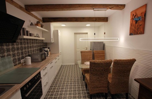 Hymendorf House | Holiday Home 'Weideblick' with Private Terrace, Private Garden and Wi-Fi