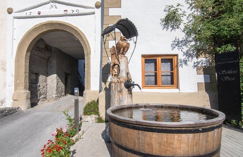 Stuben House | Holiday home with luxury sauna and choice of 3 ski areas