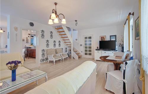 Sveti Ilija House | Holiday Home With Pool Near Varaå¾Din