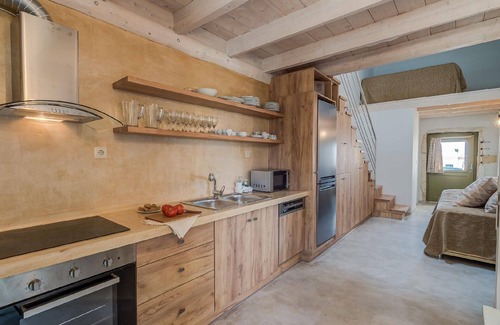 Kastellos House | Holiday house Kastellos for 1 - 8 persons with 3 bedrooms - Holiday house