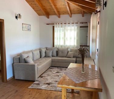 Jala Apartment | Holiday House