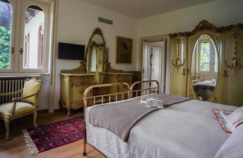 Monate House | Holiday house Monate for 1 - 10 persons with 5 bedrooms - Holiday home