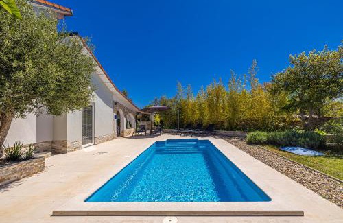 Skrbcici House | Holiday house KAI with private pool