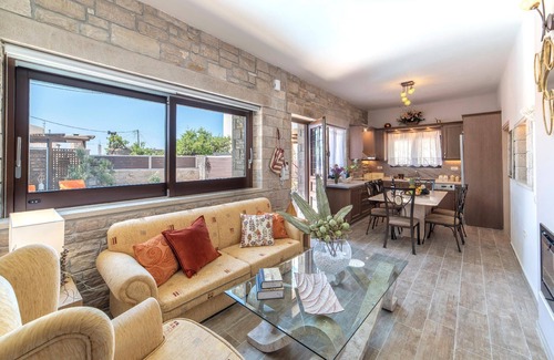 Koutsouras House | Holiday house Koutsouras for 1 - 18 persons with 7 bedrooms - Holiday house