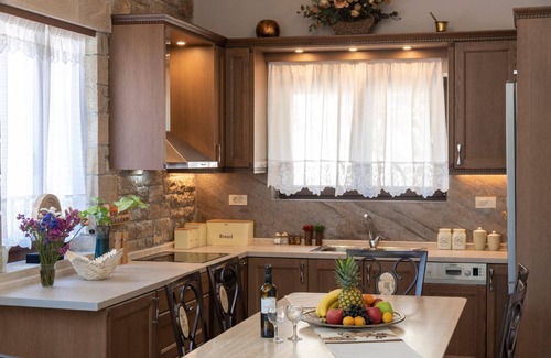 Koutsouras House | Holiday house Koutsouras for 1 - 18 persons with 7 bedrooms - Holiday house