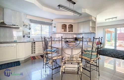 Porto Moniz House | Holiday house Porto Moniz for 1 - 6 persons with 3 bedrooms - Holiday house