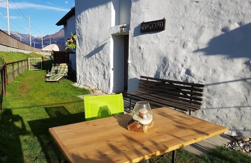 Quartino House | Holiday house Quartino for 1 - 3 persons with 1 bedroom - Detached holiday house