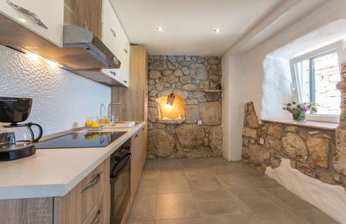Mljet House | Holiday house Stone - pool house: - Babino Polje, Island Mljet, Croatia