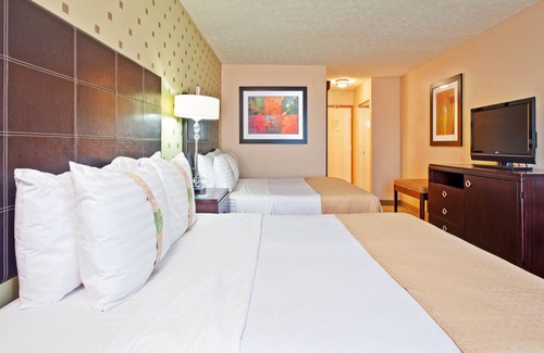 Bloomington Hotel | Holiday Inn Bloomington-University Area by IHG