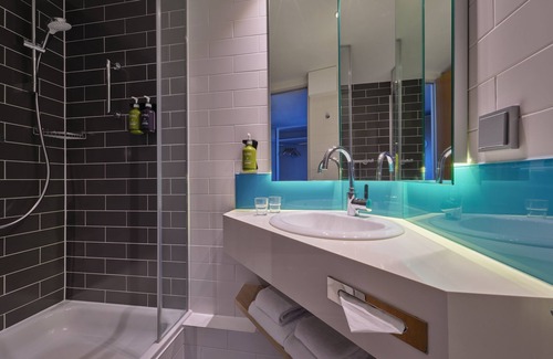 Moerfelden-Walldorf Hotel | Holiday Inn Express Frankfurt Airport by IHG