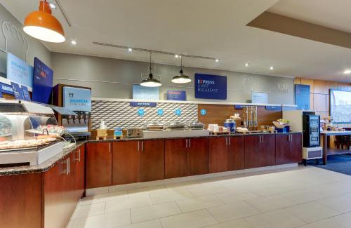 Aberdeen Hotel | Holiday Inn Express Aberdeen-Chesapeake House by IHG